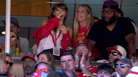 travis kelce and taylor swift today